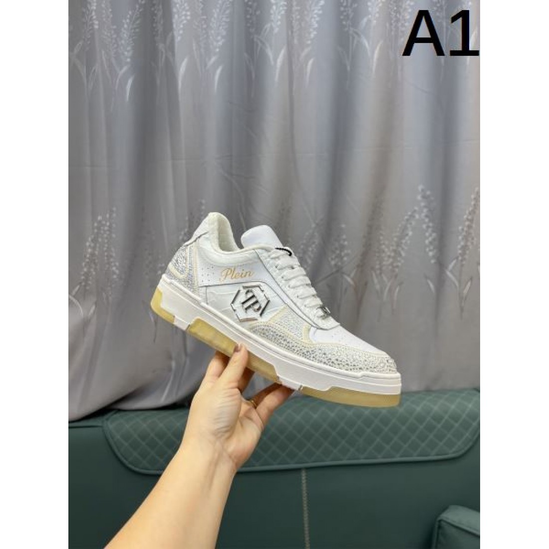 スタイリッシュ 高品質 PHILIPP PLEIN フィリッププレイン コピー カジュアルシューズ 洗練