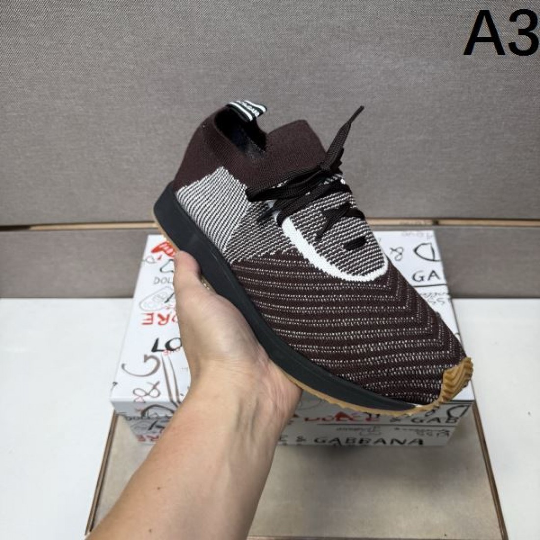  ラグジュアリー 高級感 DOLCE＆GABBANA ドルチェ＆ガッバーナ コピースニーカー 