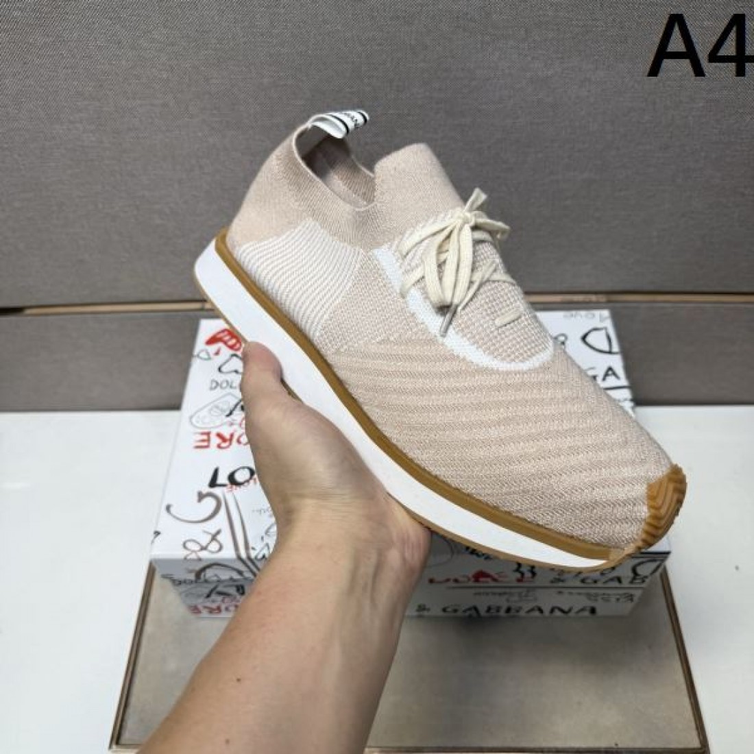  ラグジュアリー 高級感 DOLCE＆GABBANA ドルチェ＆ガッバーナ コピースニーカー 