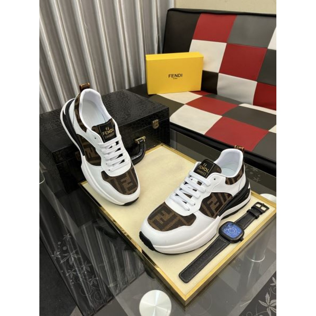 モダン 高級感 FENDI フェンディ コピー スニーカー 洗練 上品