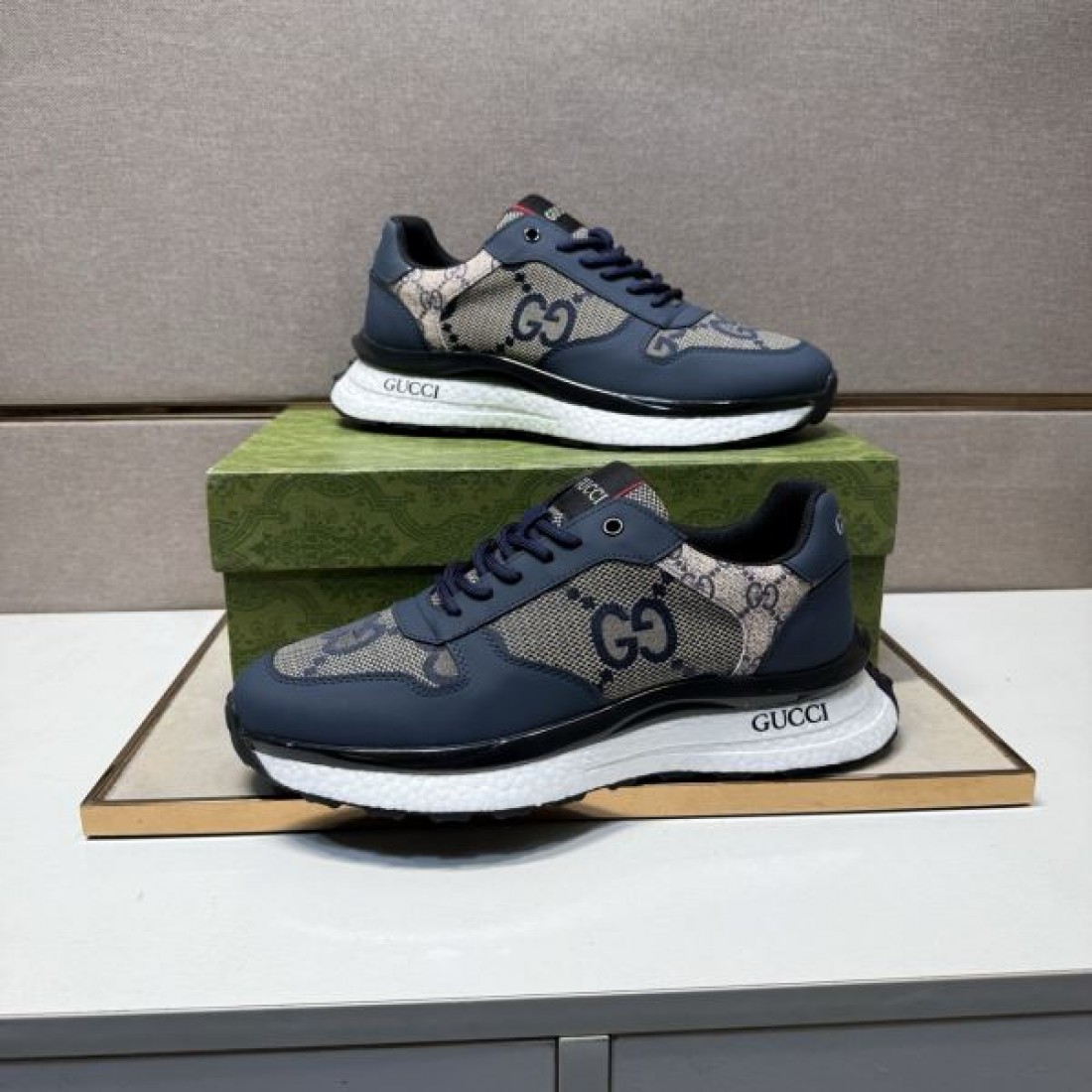  シンプル 高品質 GUCCI グッチ コピー スニーカー 上品 落ち着き