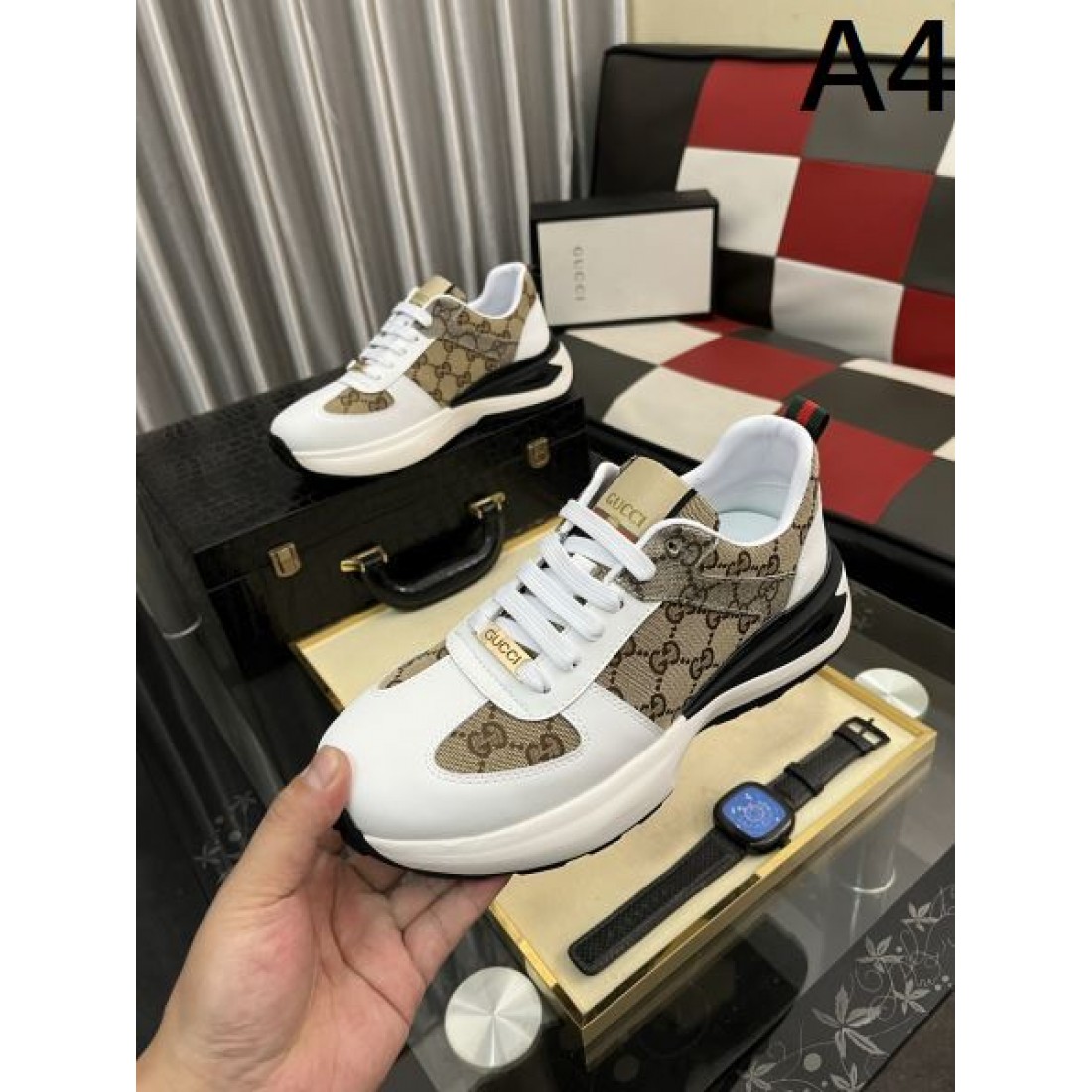 ラグジュアリー 王道 GUCCI グッチ コピー スニーカー 存在感 洗練