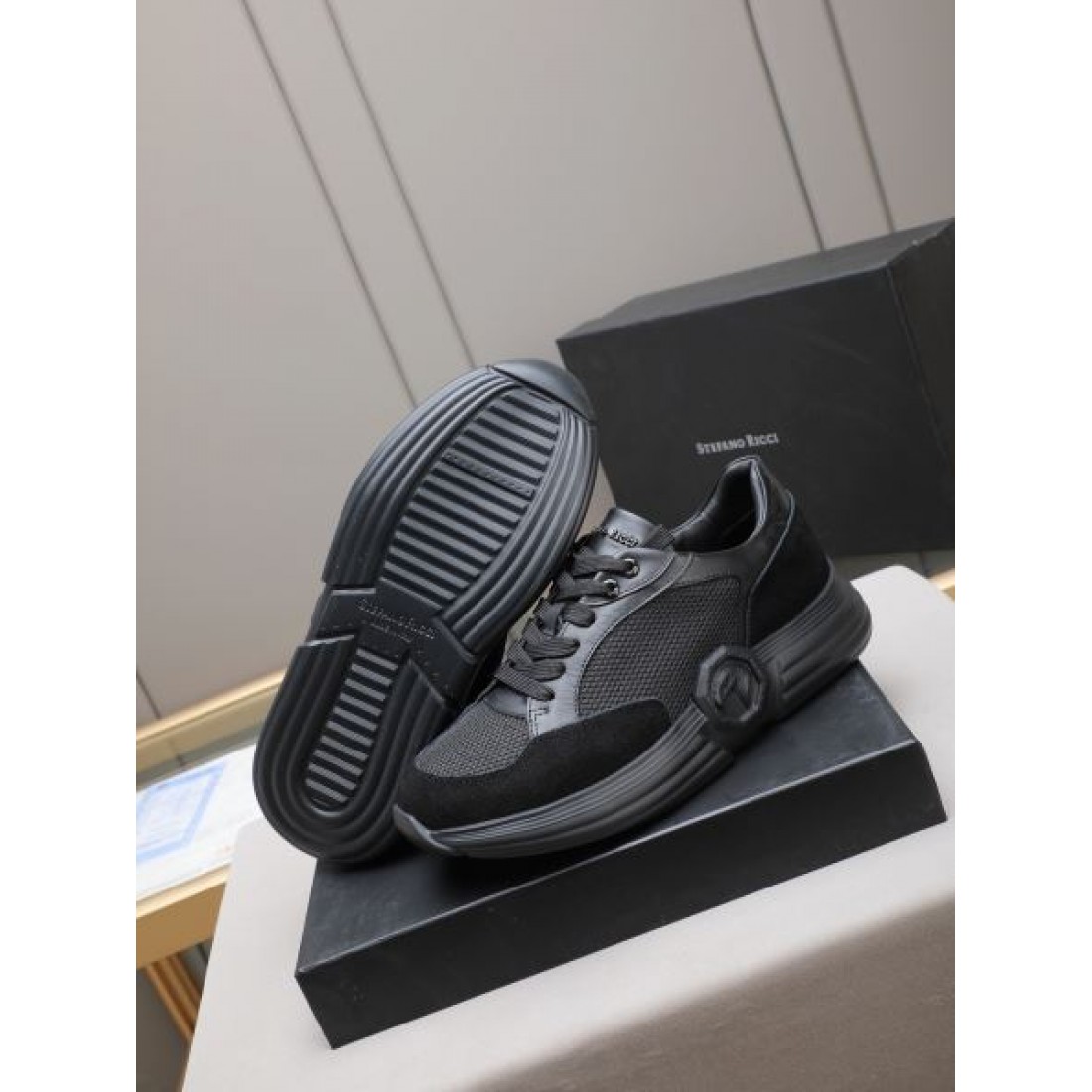  ワイルド モダン PHILIPP PLEIN フィリッププレイン コピー スニーカー クール 印象的