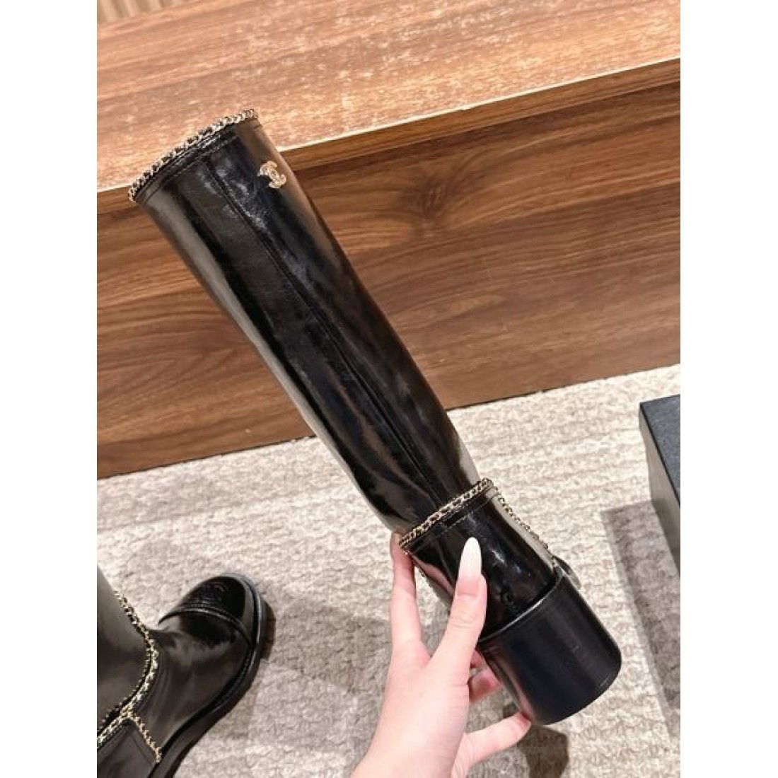 エレガント 上質 CHANEL シャネル スーパーコピー ブーツ 洗練 高級感