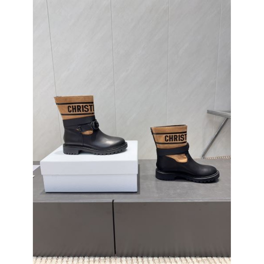 正統派 高品質 DIOR ディオール スーパーコピー ブーツ 上品 大人向け