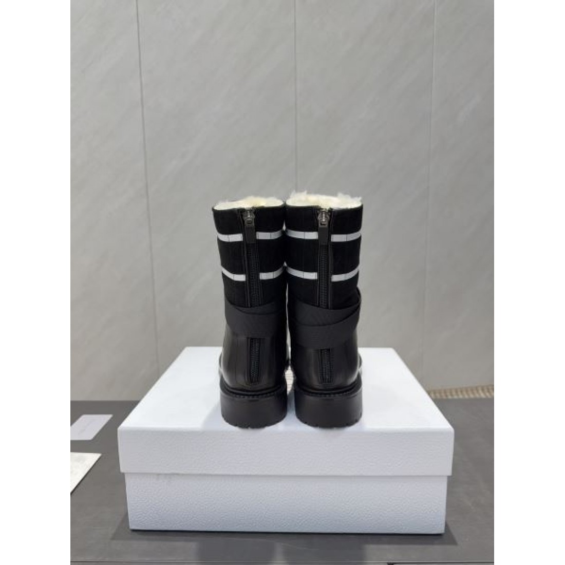 モダン 上質 DIOR ディオール スーパーコピー ブーツ 洗練 高級感