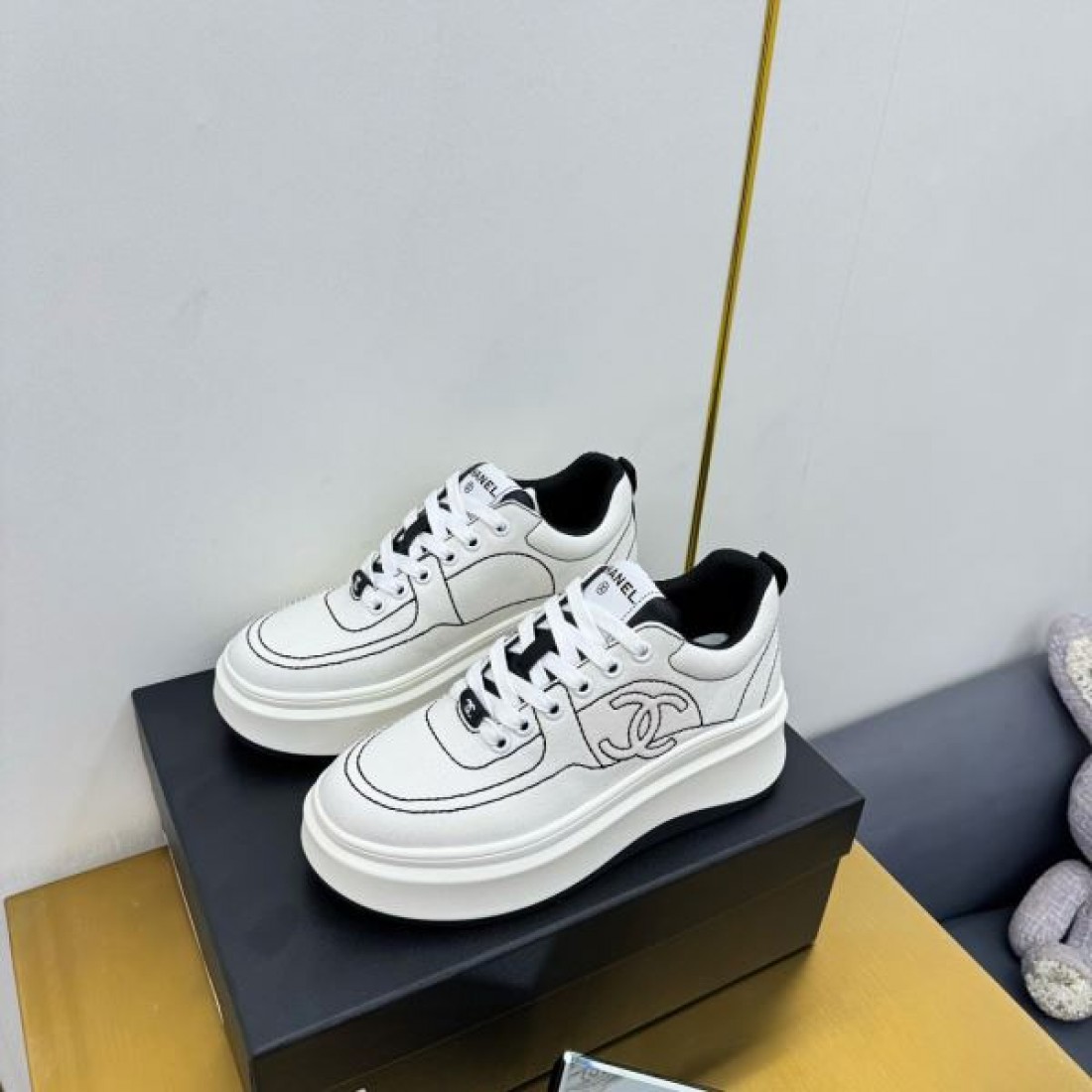 洗練 上質 CHANEL シャネル コピー カジュアルシューズ 大人向け 定評