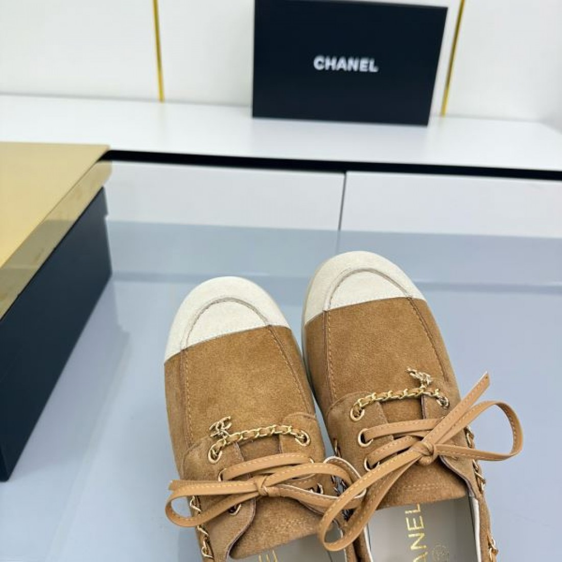 上品 クラシック CHANEL シャネル コピー ハイヒール 気品 高級感