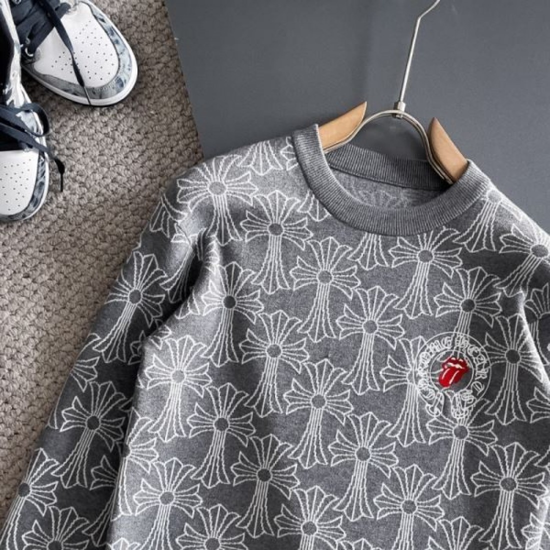 ストリート系 迫力 強め CHROME HEARTS クロムハーツ コピー セーター ラフ感 