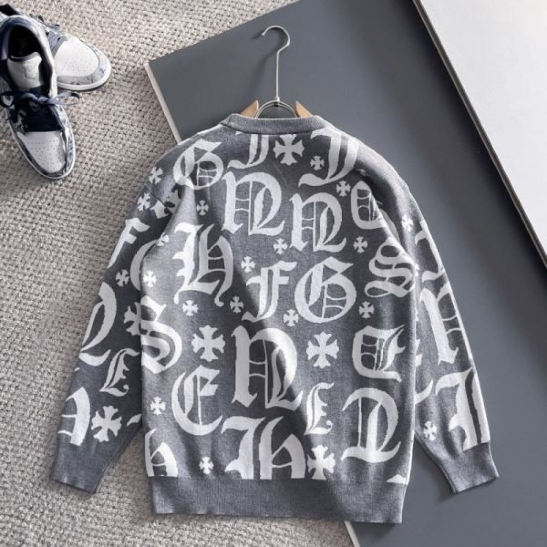  ハード 重厚感 個性派 CHROME HEARTS クロムハーツ コピー セーター 存在感抜