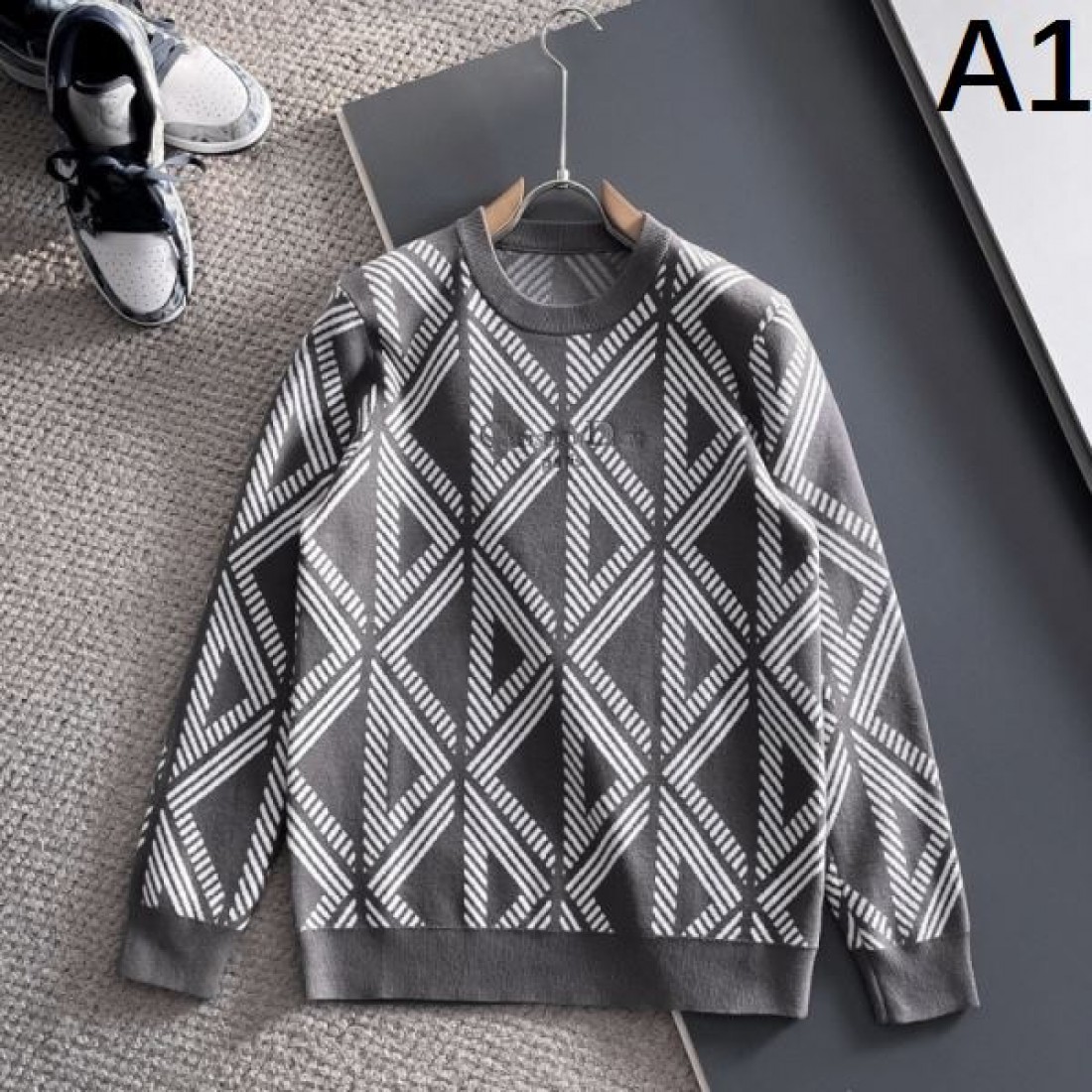 優雅 クラシカル 気品 DIOR ディオール コピー セーター 大人向け 上質 高評価