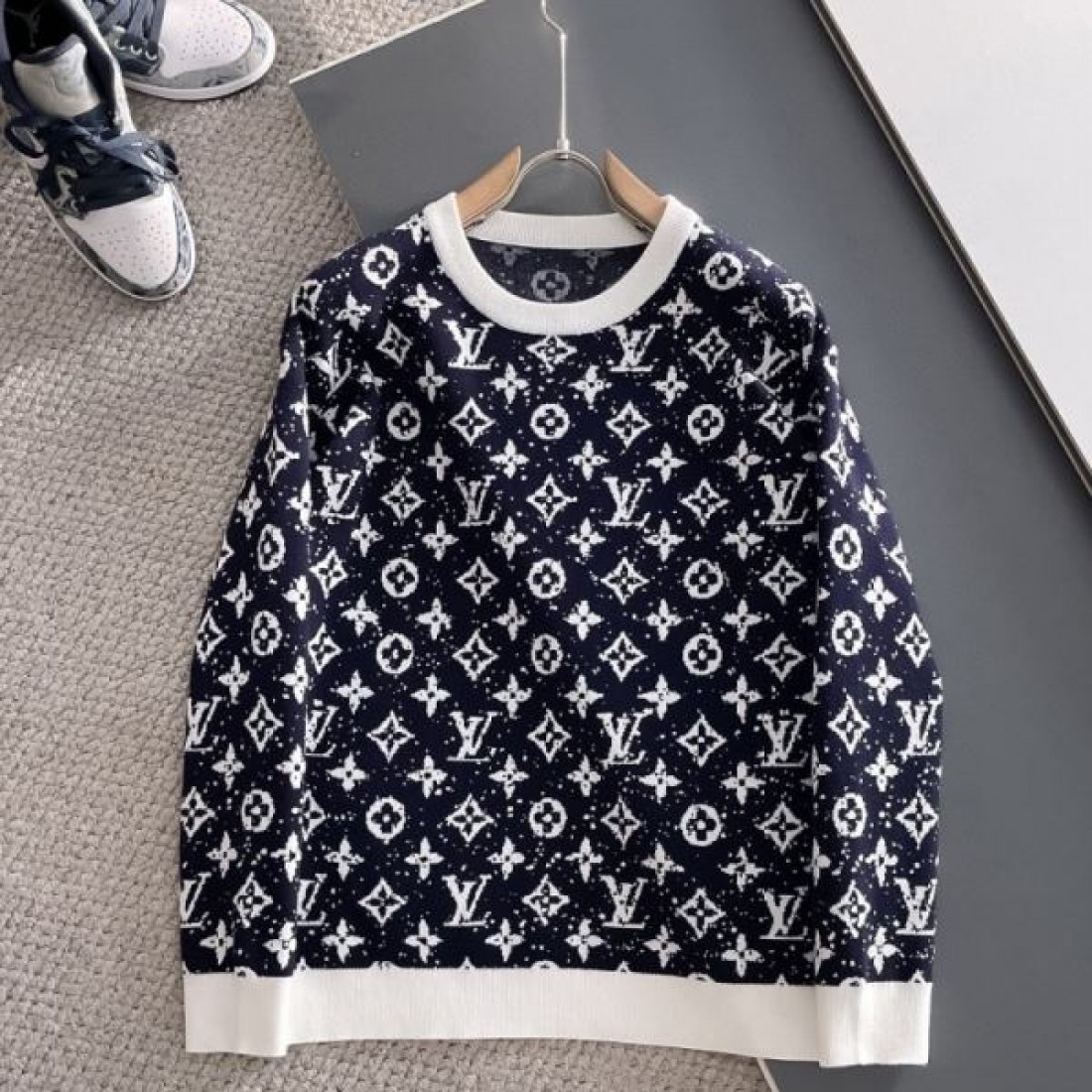  ラグジュアリー モダン 上質 LOUIS VUITTON ルイヴィトン コピー セーター 洗練 