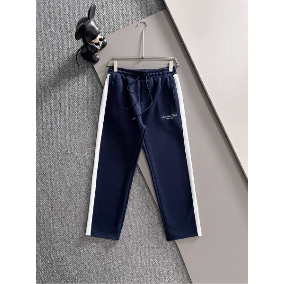 優雅 クラシカル 品格 DIOR ディオール コピー 上下セット 女性的 高評価 完成形