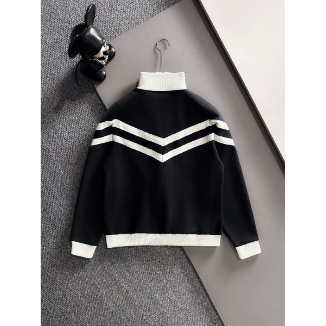 都会的 エレガント 精巧 LOUIS VUITTON ルイヴィトン コピー 上下セット 希少