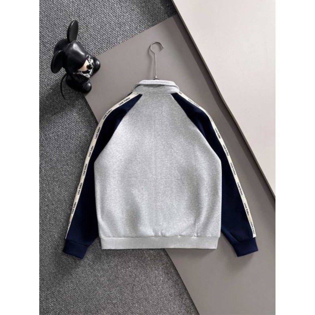 上品 トレンド スタイリッシュ LOUIS VUITTON ルイヴィトン コピー 上下セット 人気 