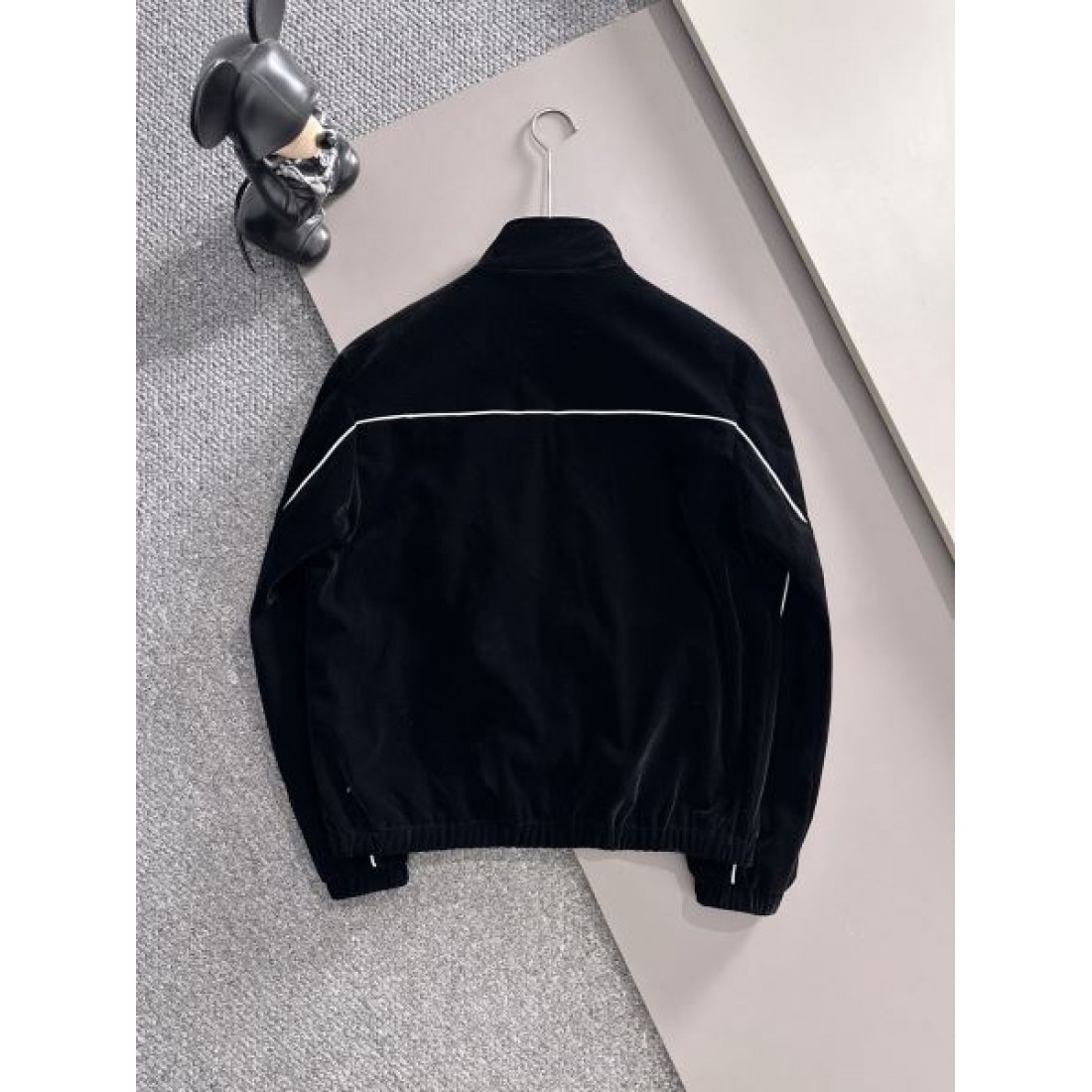 高級感 洗練 PRADA プラダ コピー 上下セット 上品 おすすめ