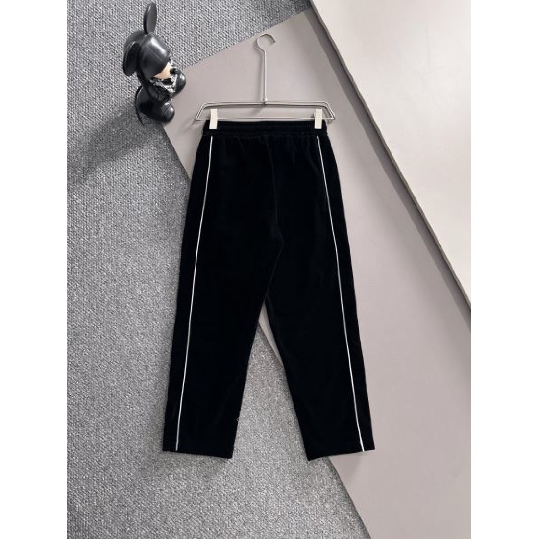 高級感 洗練 PRADA プラダ コピー 上下セット 上品 おすすめ