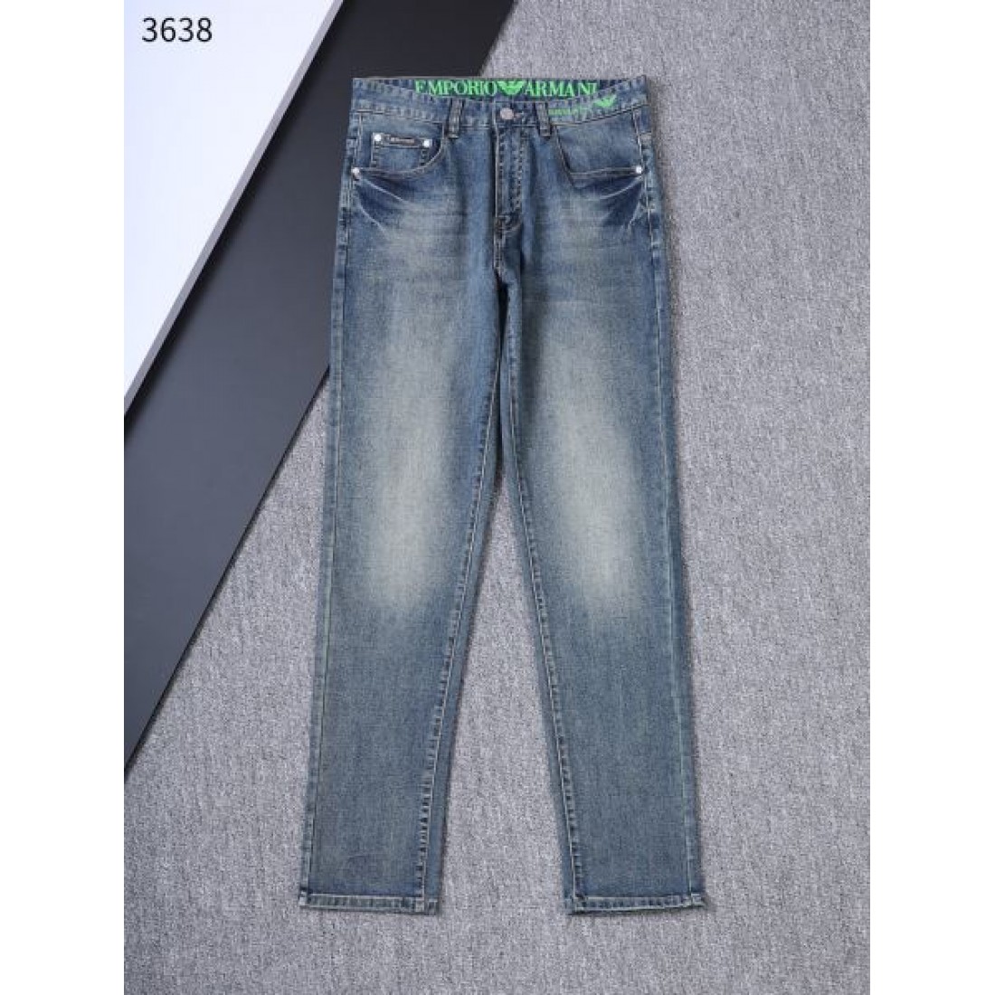 シンプル 高級感 ARMANI アルマーニ コピー ジーパン 洗練 定番