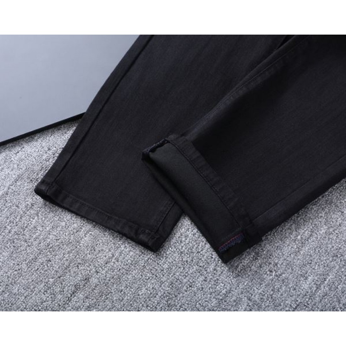 上品 クラシック BURBERRY バーバリー コピー ジーパン 定番 高品質