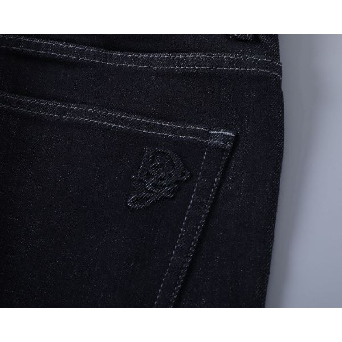 正統派 高級感 DIOR ディオール コピー ジーパン 落ち着き 大人向け