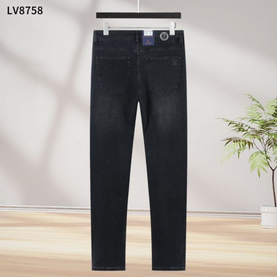 エレガント 上質 LOUIS VUITTON ルイヴィトン コピー ジーパン 落ち着き 高級感