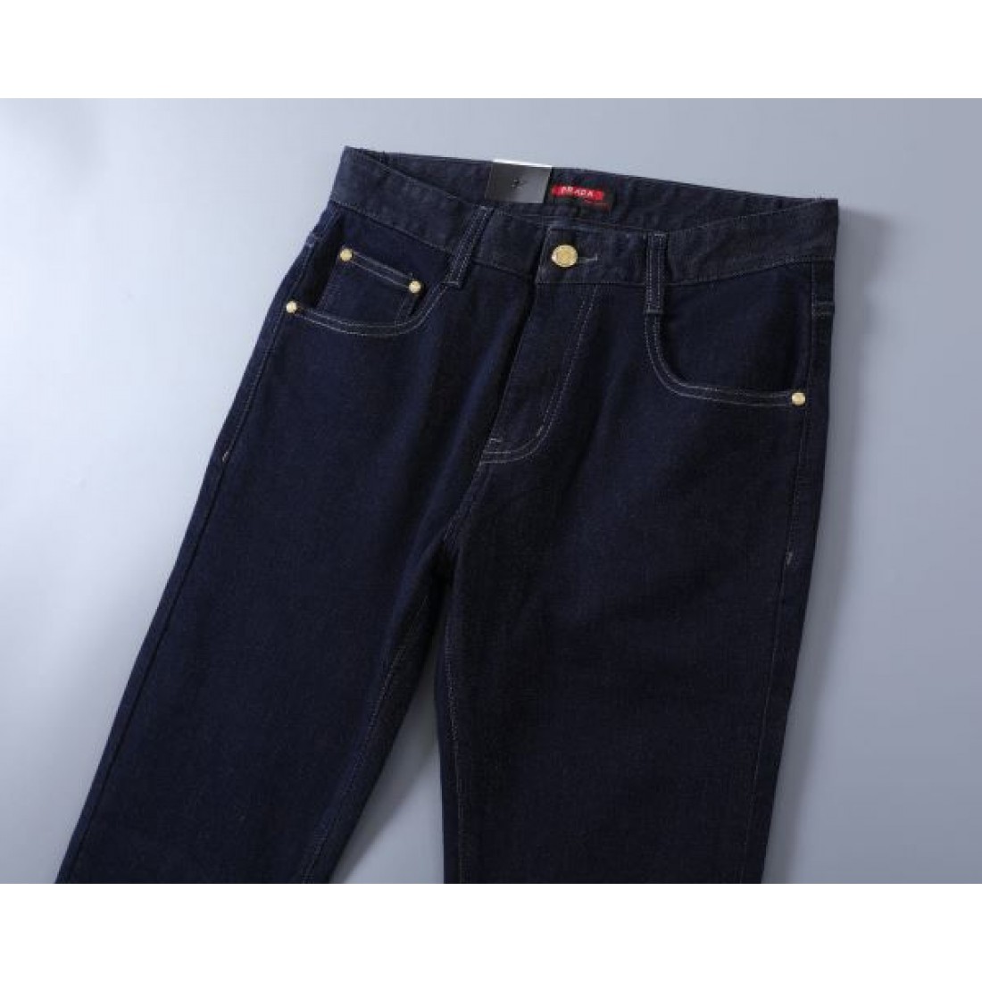 定番 高級感 PRADA プラダ スーパーコピー ジーパン 落ち着き 人気