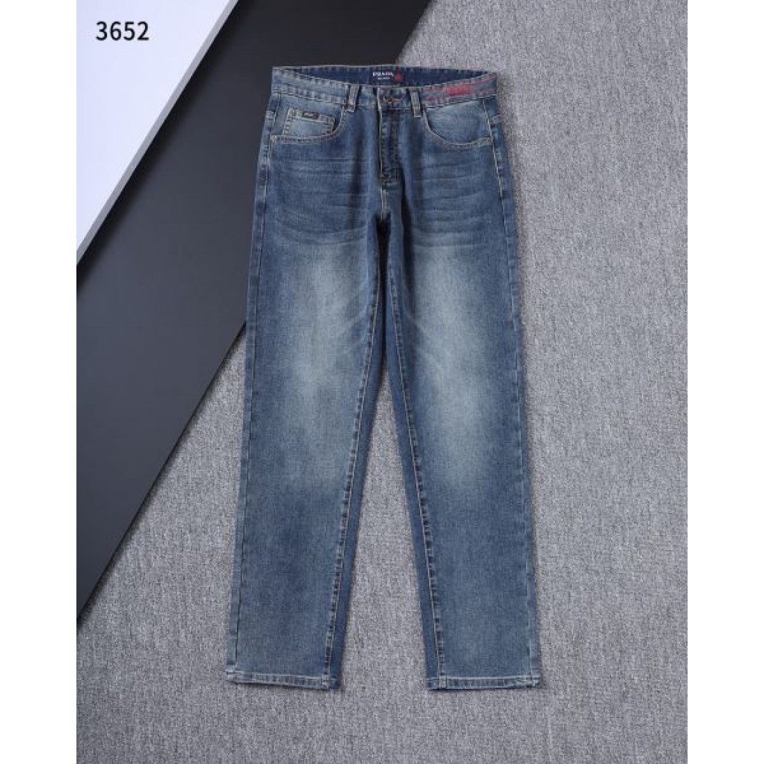 シンプル 上質 PRADA プラダ スーパーコピー ジーパン 洗練 定番