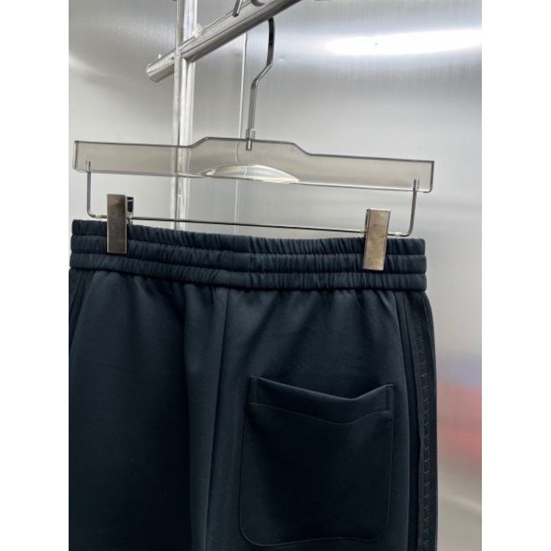  モダン 高品質 BALENCIAGA バレンシアガ コピー カジュアルパンツ 洗練 存在感