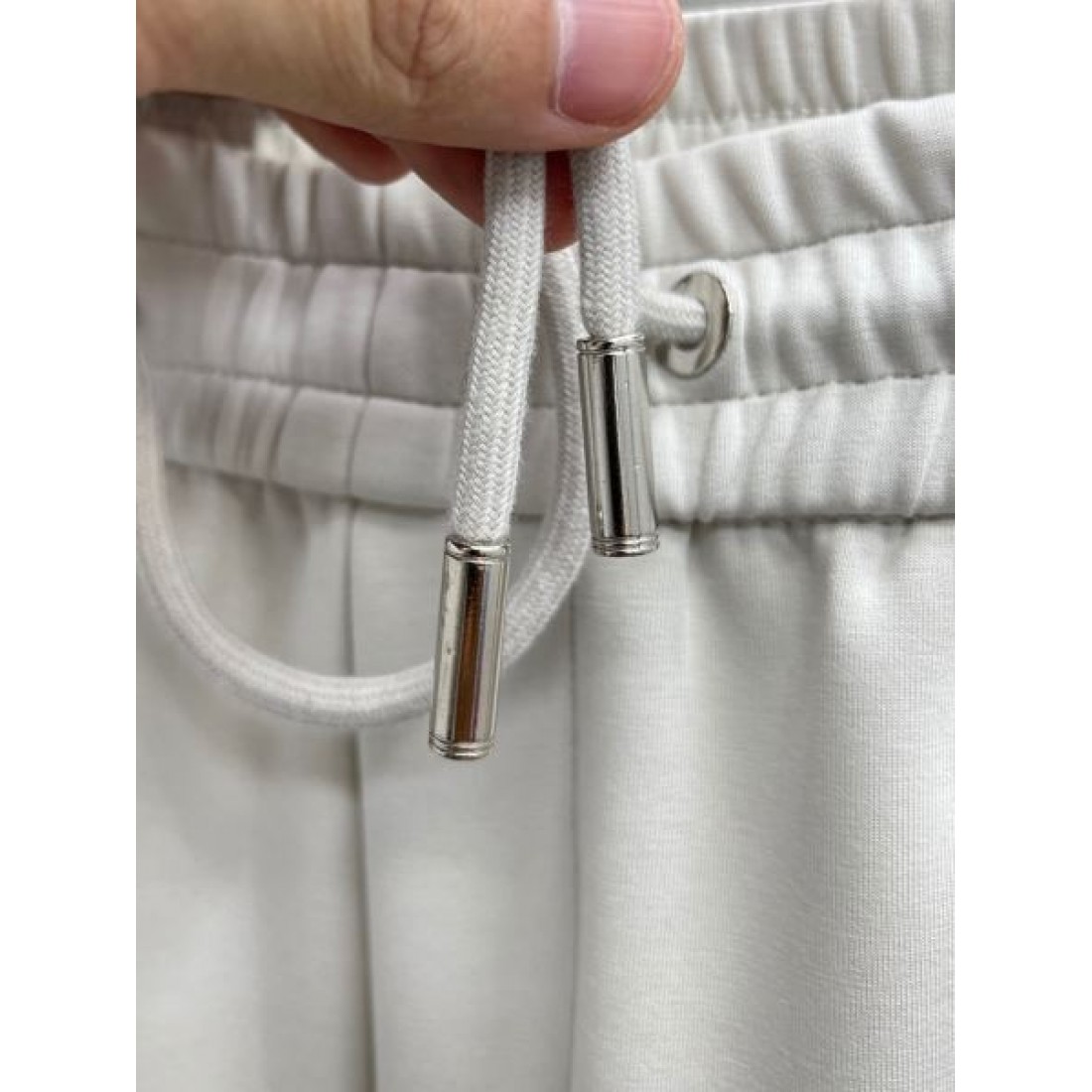 シンプル 上質 LOUIS VUITTON ルイヴィトン コピー カジュアルパンツ 洗練 大人向け