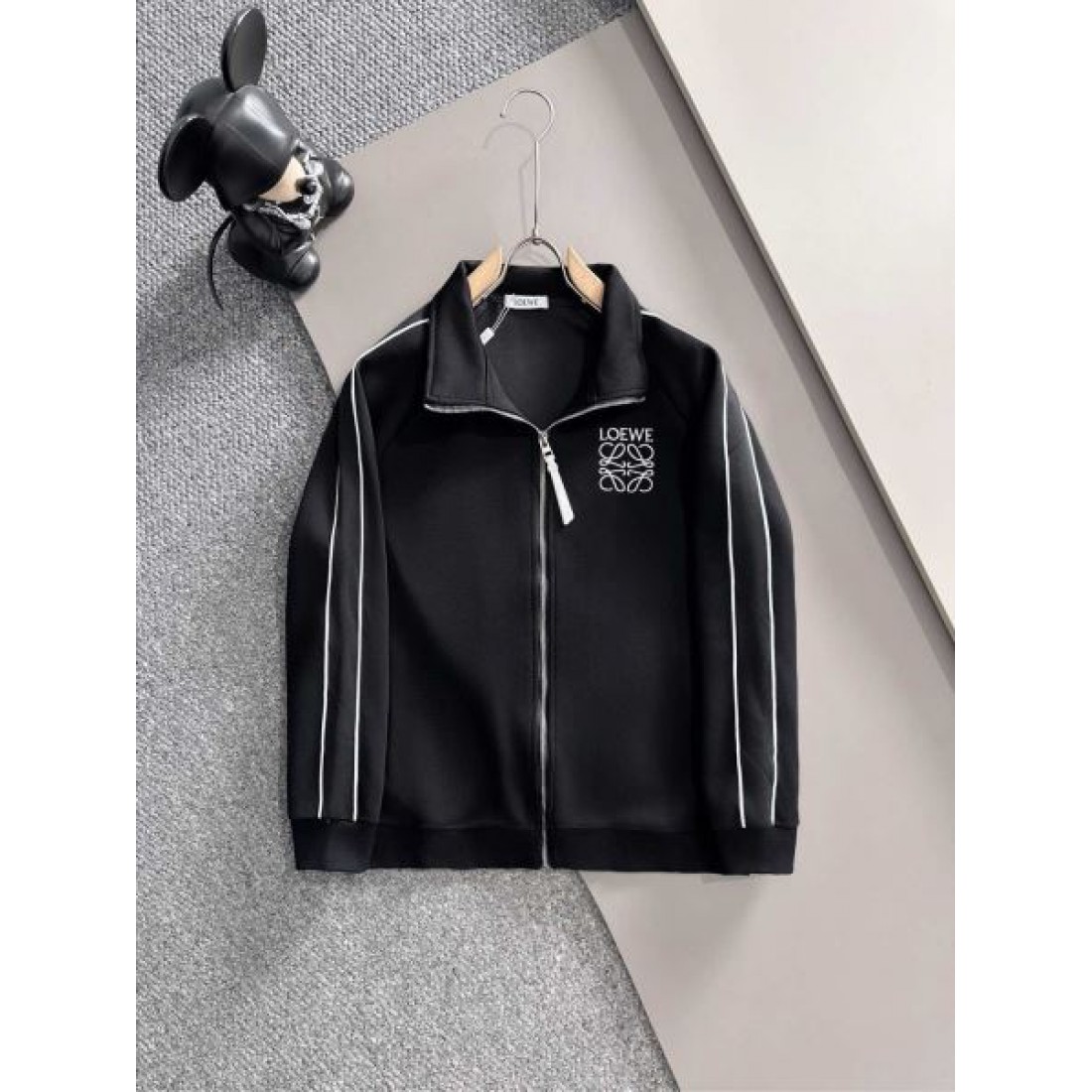  ミニマル 上質 LOEWE ロエベ コピー 上下セット 洗練 大人向け