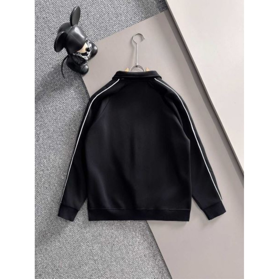  ミニマル 上質 LOEWE ロエベ コピー 上下セット 洗練 大人向け