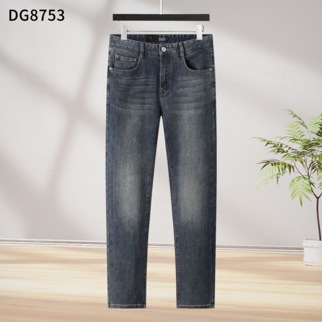 ラグジュアリー 高品質 DOLCE＆GABBANA ドルチェ＆ガッバーナ コピー ジーパン 存在感 洗練