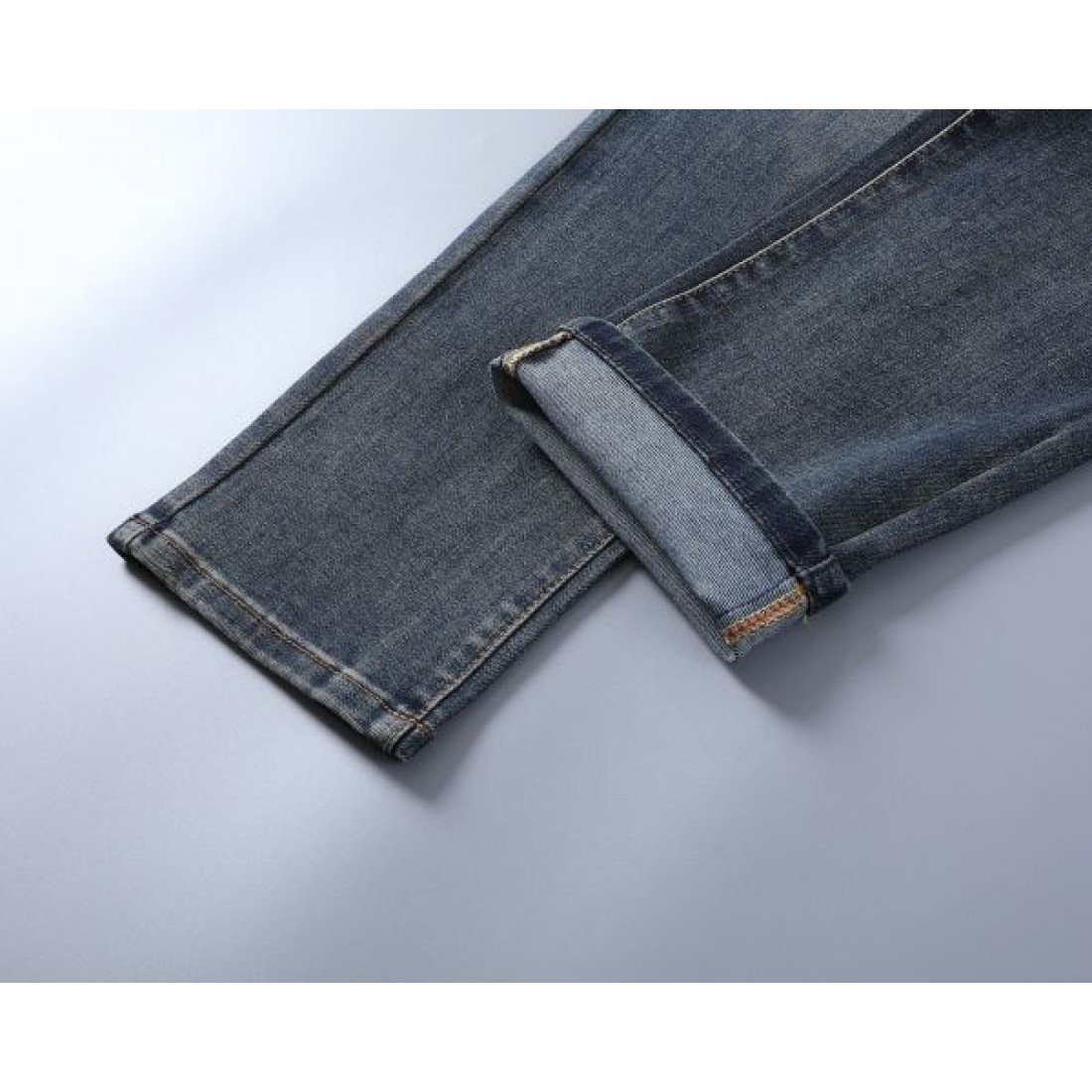  ラグジュアリー 高品質 DOLCE＆GABBANA ドルチェ＆ガッバーナ コピー ジーパン 存在感 洗練