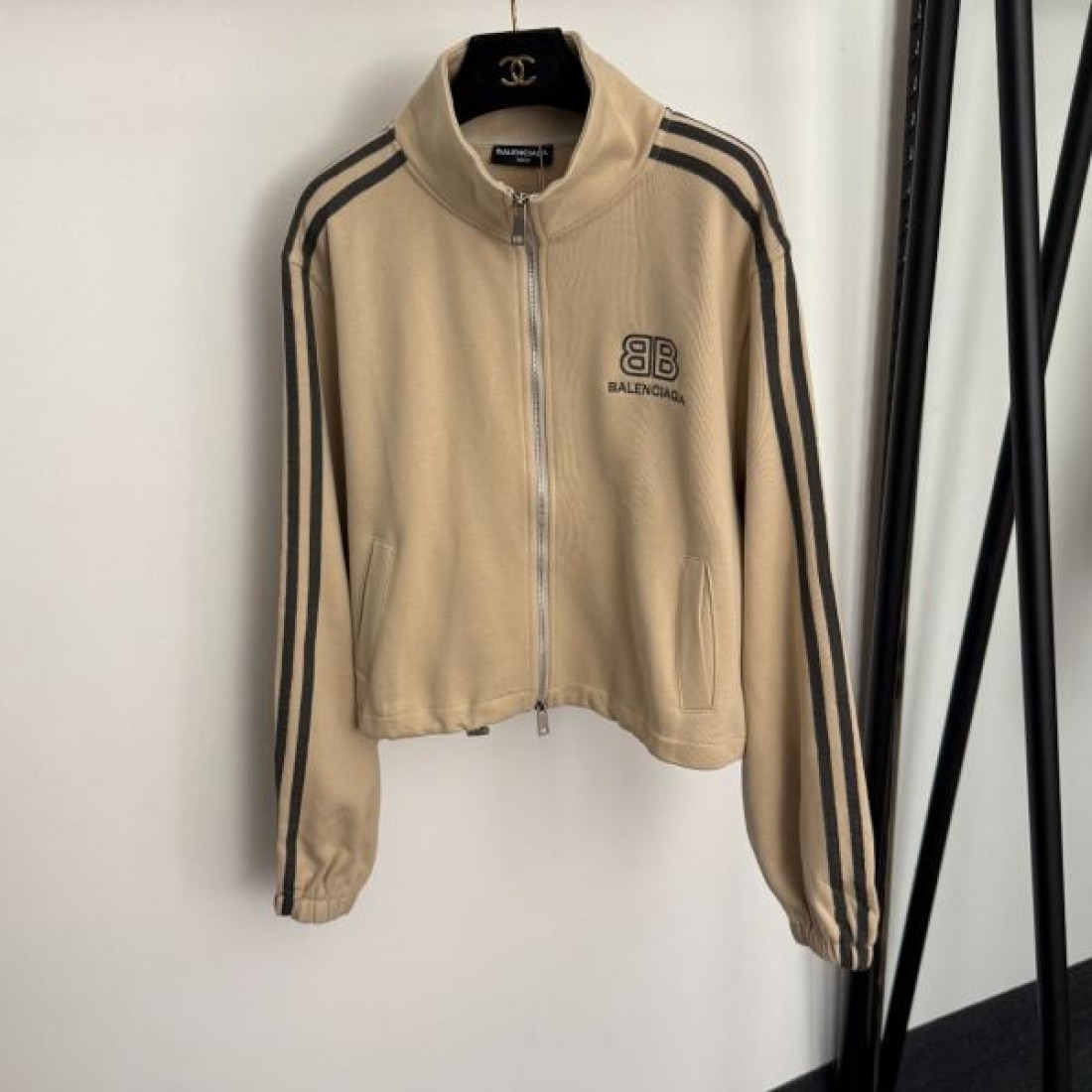  モダン 洗練 BALENCIAGA バレンシアガ コピー セットアップ 上質素材 スタイリッシュ