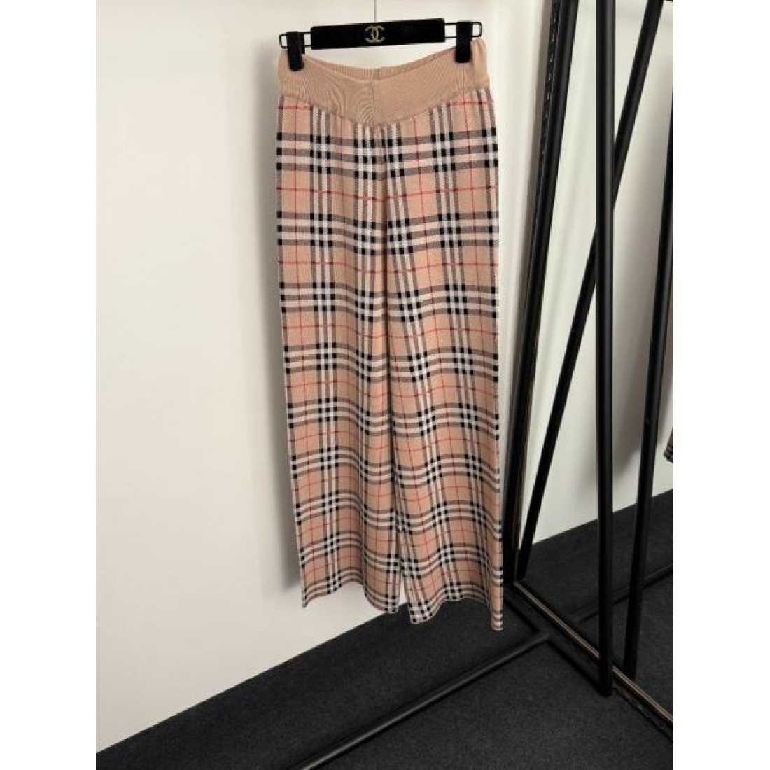 上質 クラシック BURBERRY バーバリー コピー セットアップ 高見え 上品