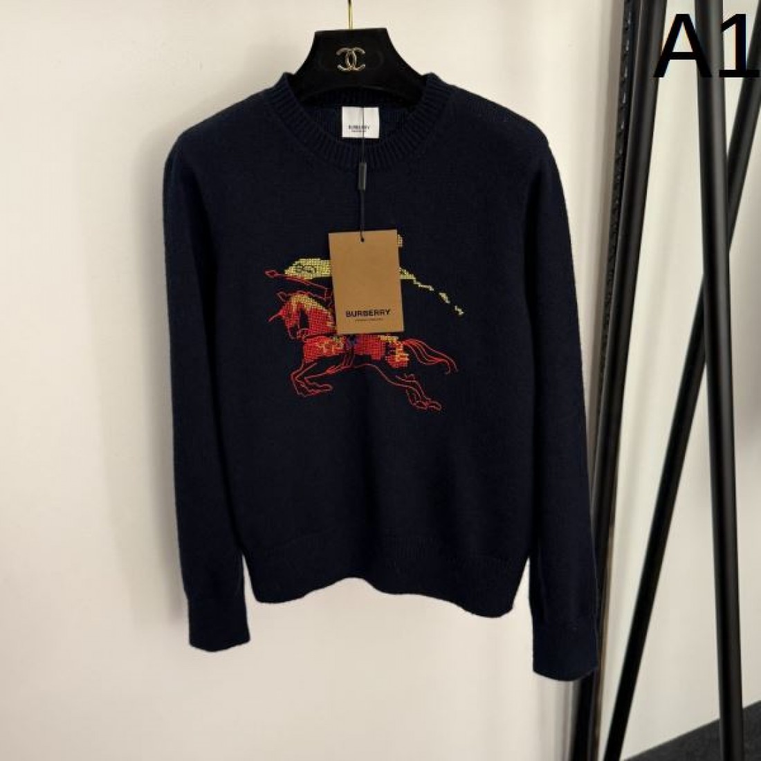 大人カジュアル 柔らか BURBERRY バーバリー コピー 長袖ニット 着回し便利 快適素材