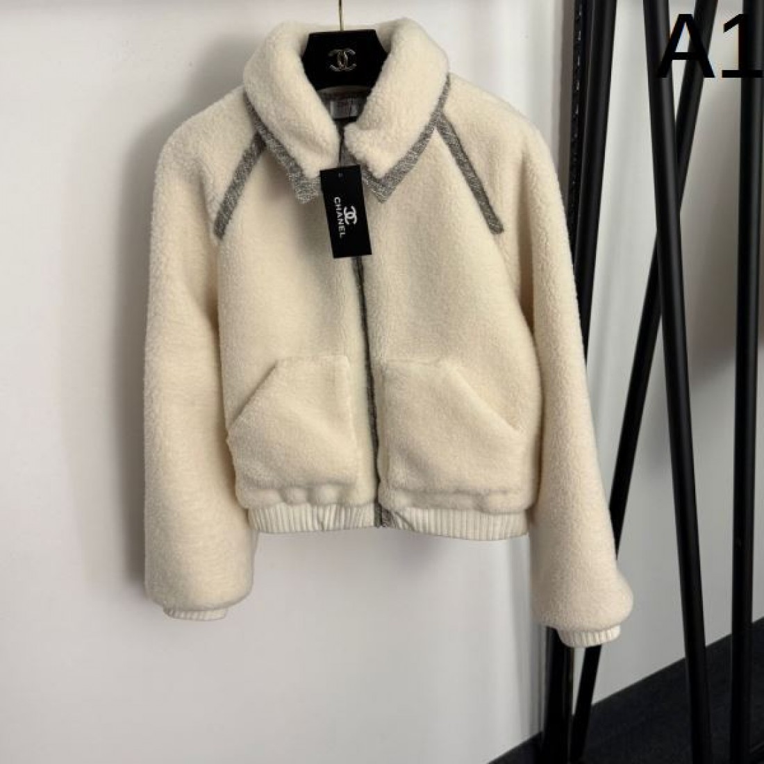 クラシック エレガント CHANEL シャネル コピー ジャケット 上質素材 大人スタイル