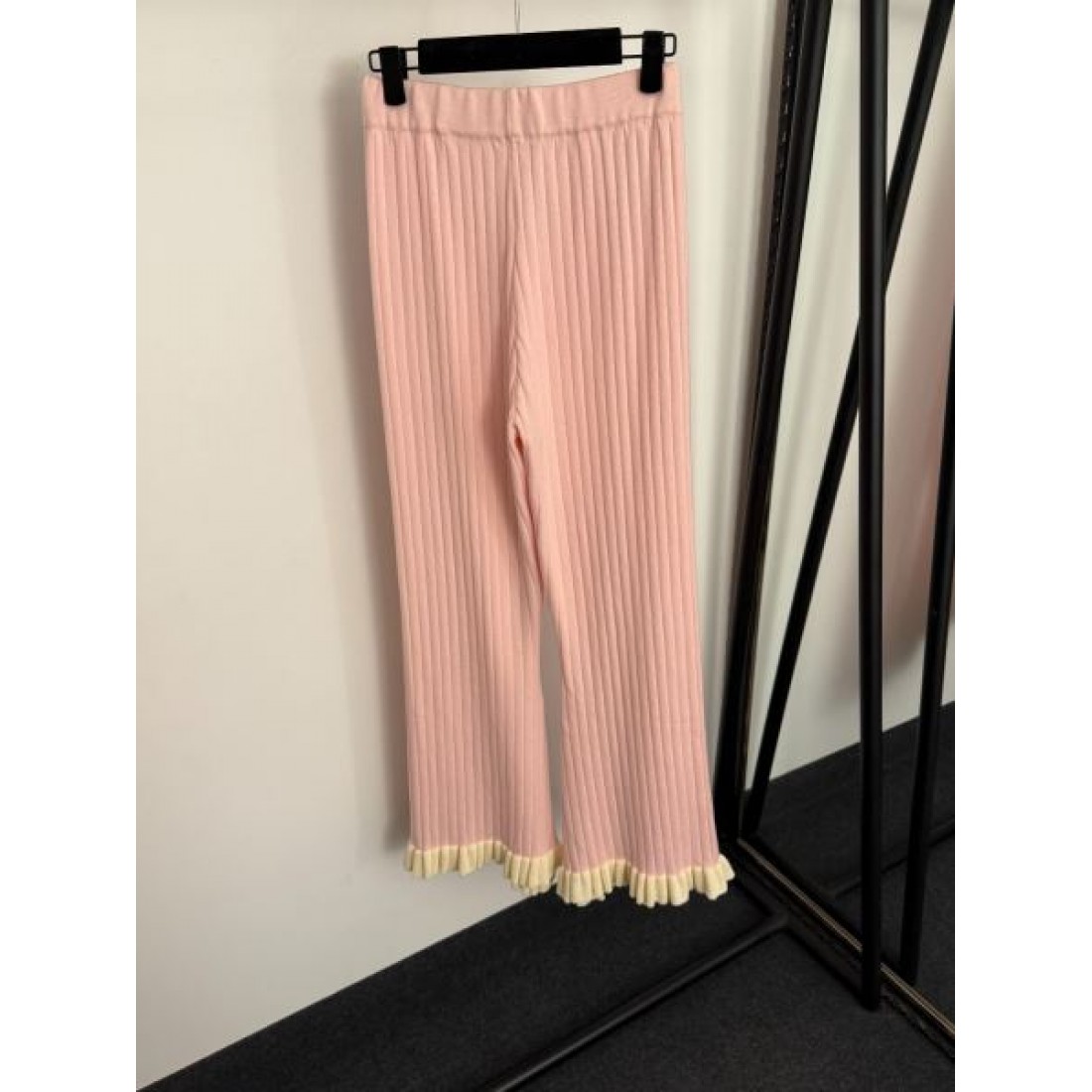  洗練 上質 CHANE シャネル コピー セットアップ スタイリッシュ 人気モデル