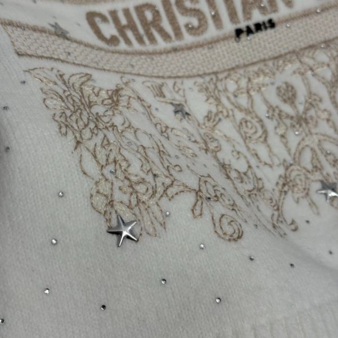 シンプル 上品 DIOR ディオール 長袖ニット 柔らか生地 着回し便利