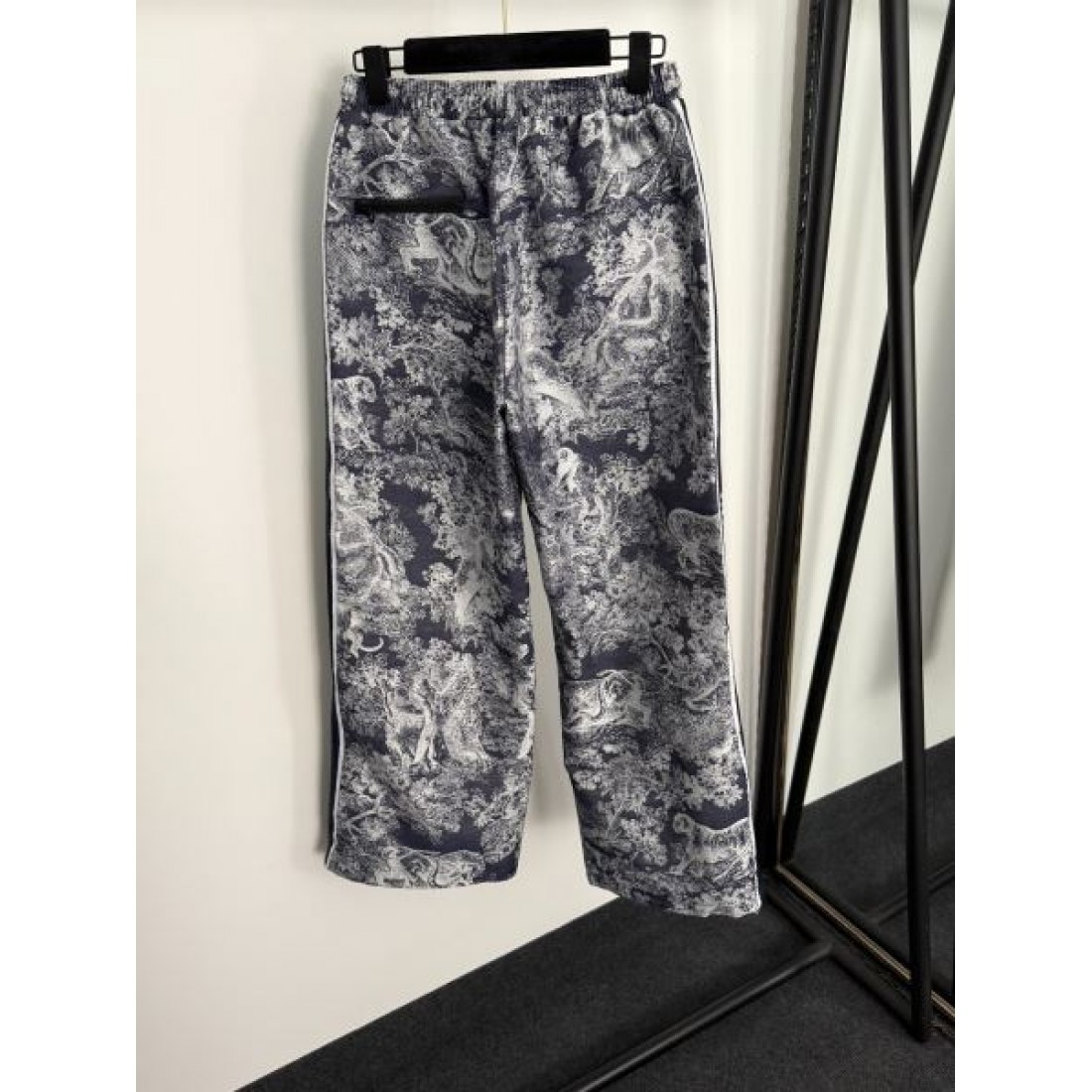 人気 洗練 DIOR ディオール コピー セットアップ 上質仕上げ 快適フィット