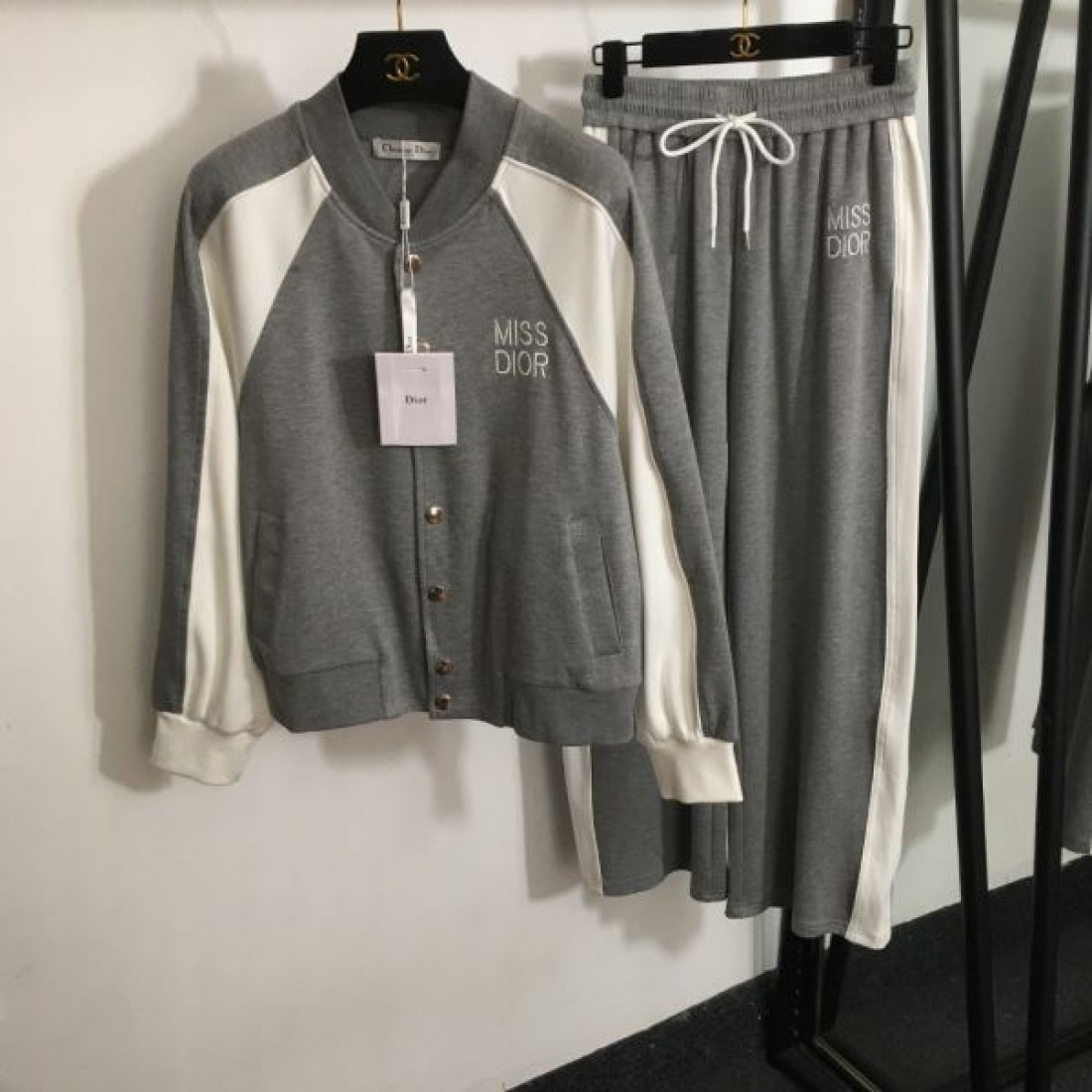 モダン 高見え DIOR ディオール コピー セットアップ 快適素材 トレンド感