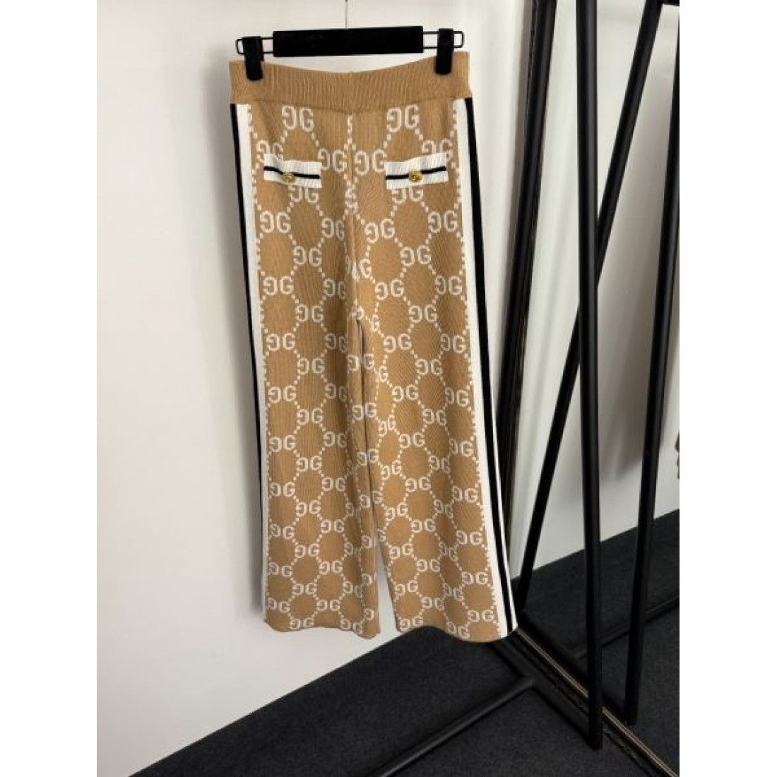 トレンド 洗練 GUCCI グッチ スーパーコピー セットアップ 上品 高級感