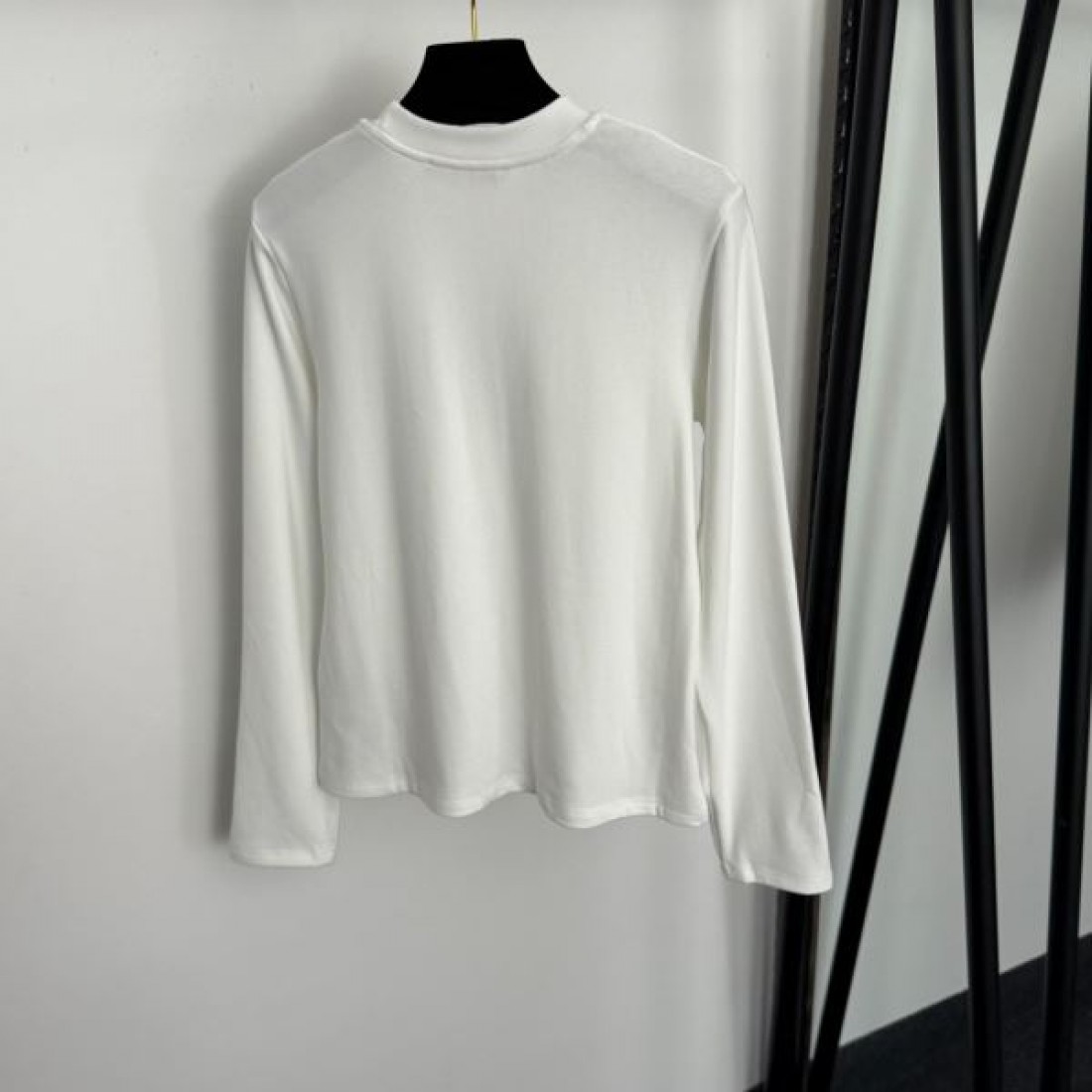 洗練 LOUIS VUITTON ルイヴィトン コピー 長袖Tシャツ 着回し 定番 人気