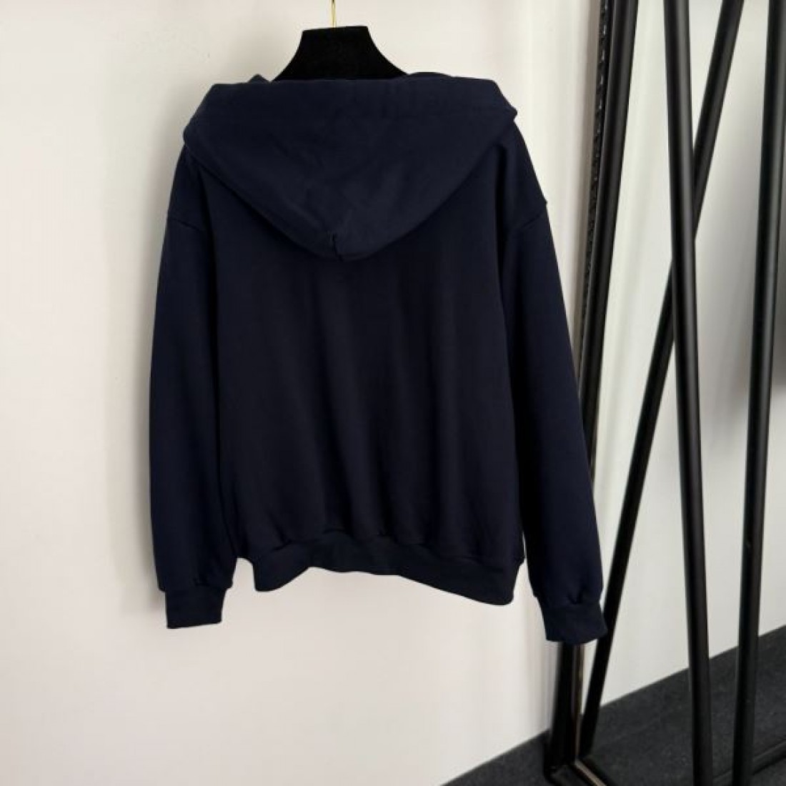 都会的 洗練 LOUIS VUITTON ルイヴィトン コピー セットアップ 大人向け 定番