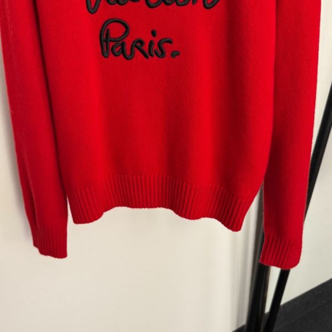 上品 格調 LOUIS VUITTON ルイヴィトン コピー 長袖ニット 暖かい 上質 定評