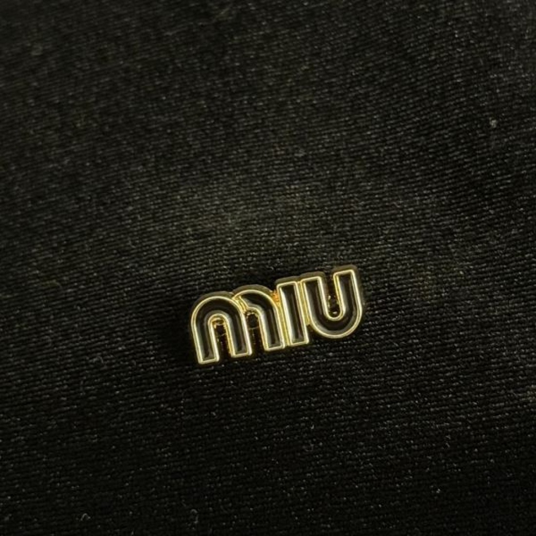 ガーリー 上品 トレンド MIU MIU ミュウミュウ コピー ジャケット 華やか おしゃれ 注目