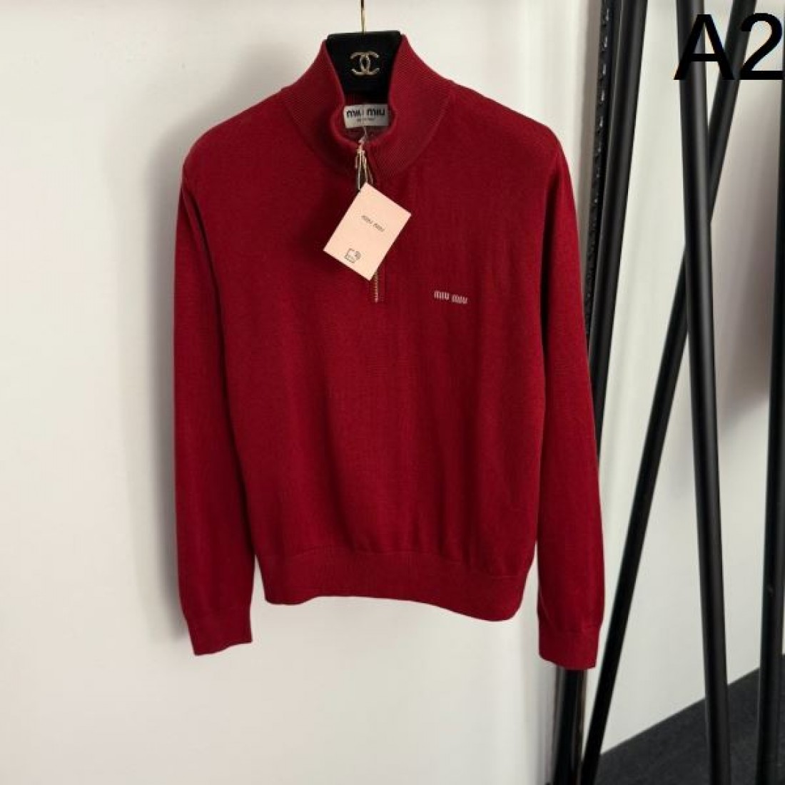 柔らかい 上質感 可憐 MIU MIU ミュウミュウ コピー ニット 定番 おしゃれ