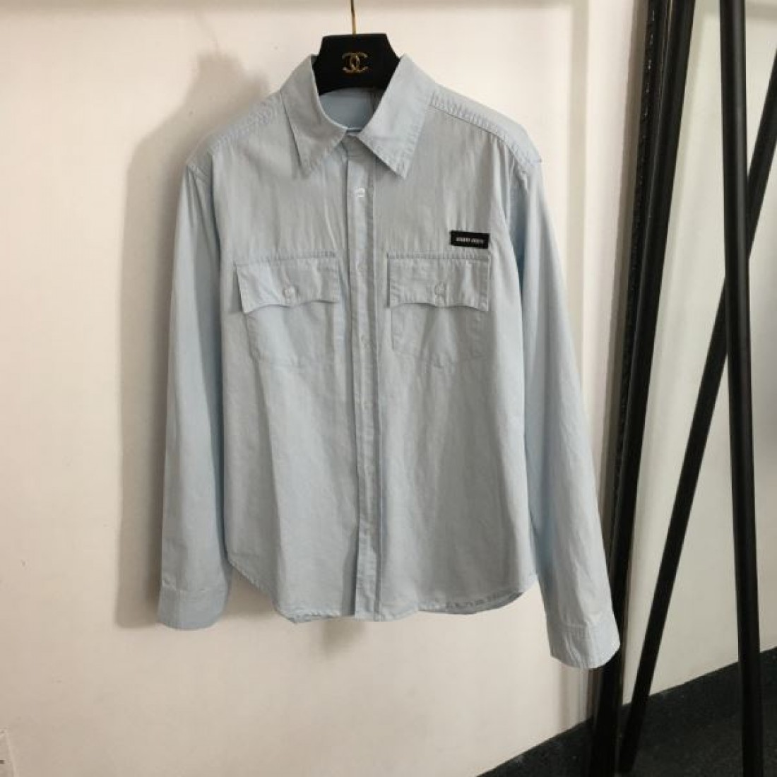 上品 MIU MIU ミュウミュウ コピー 長袖シャツ きれいめ おしゃれ 人気