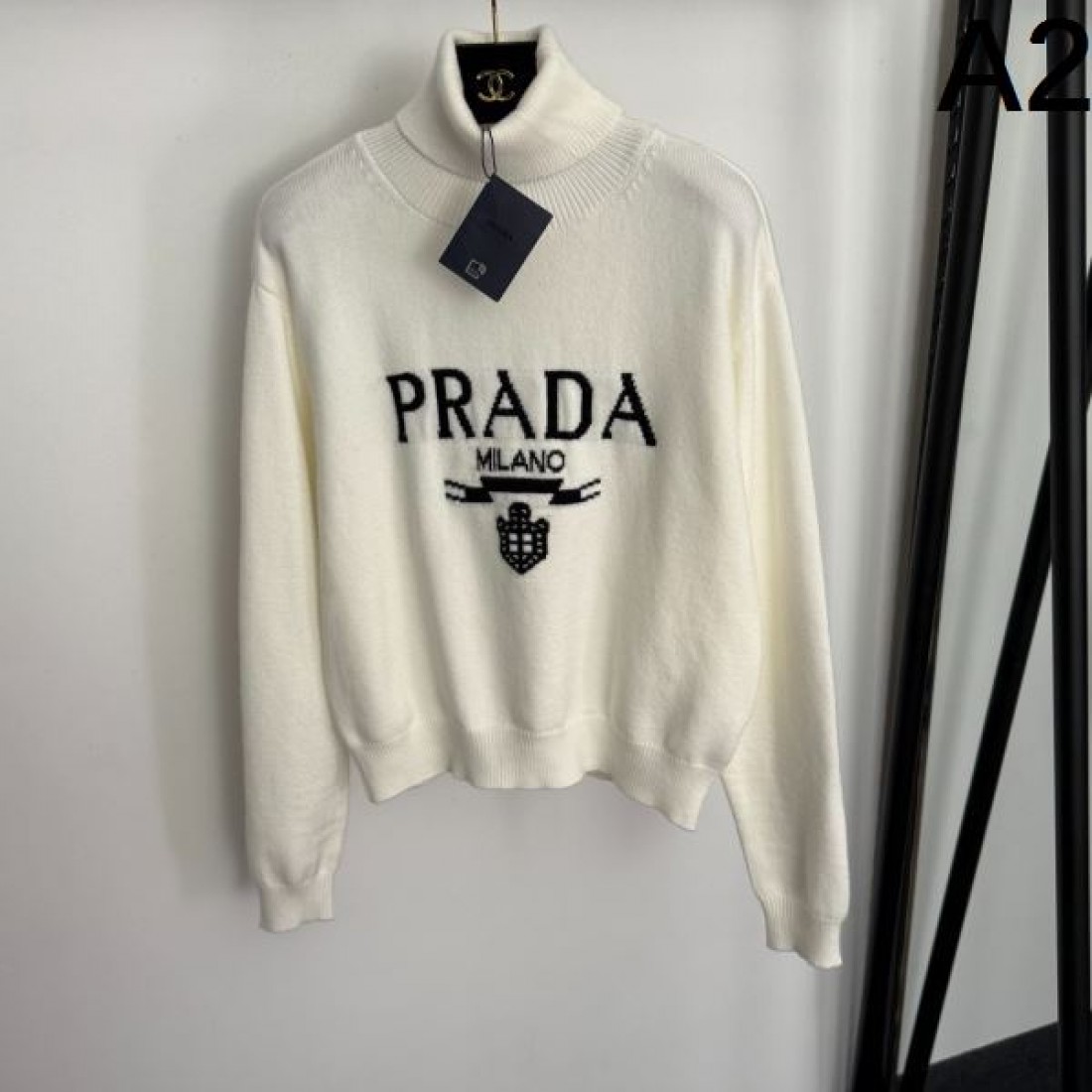高級感 洗練 PRADA プラダ コピー ニット 上質 大人向け 定番