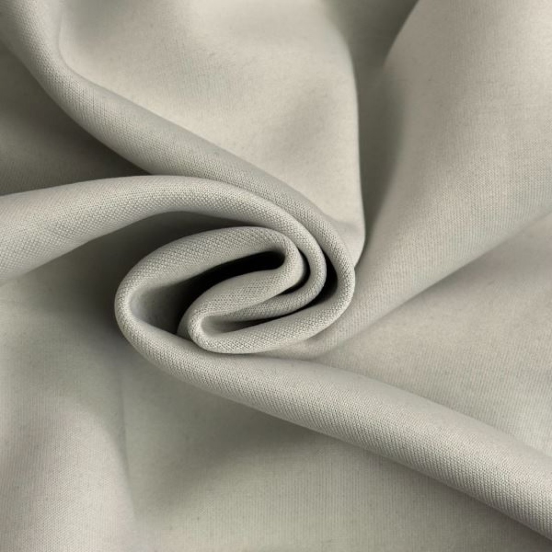 スタイリッシュ 上品 トレンド PRADA プラダ コピー セットアップ 完成度